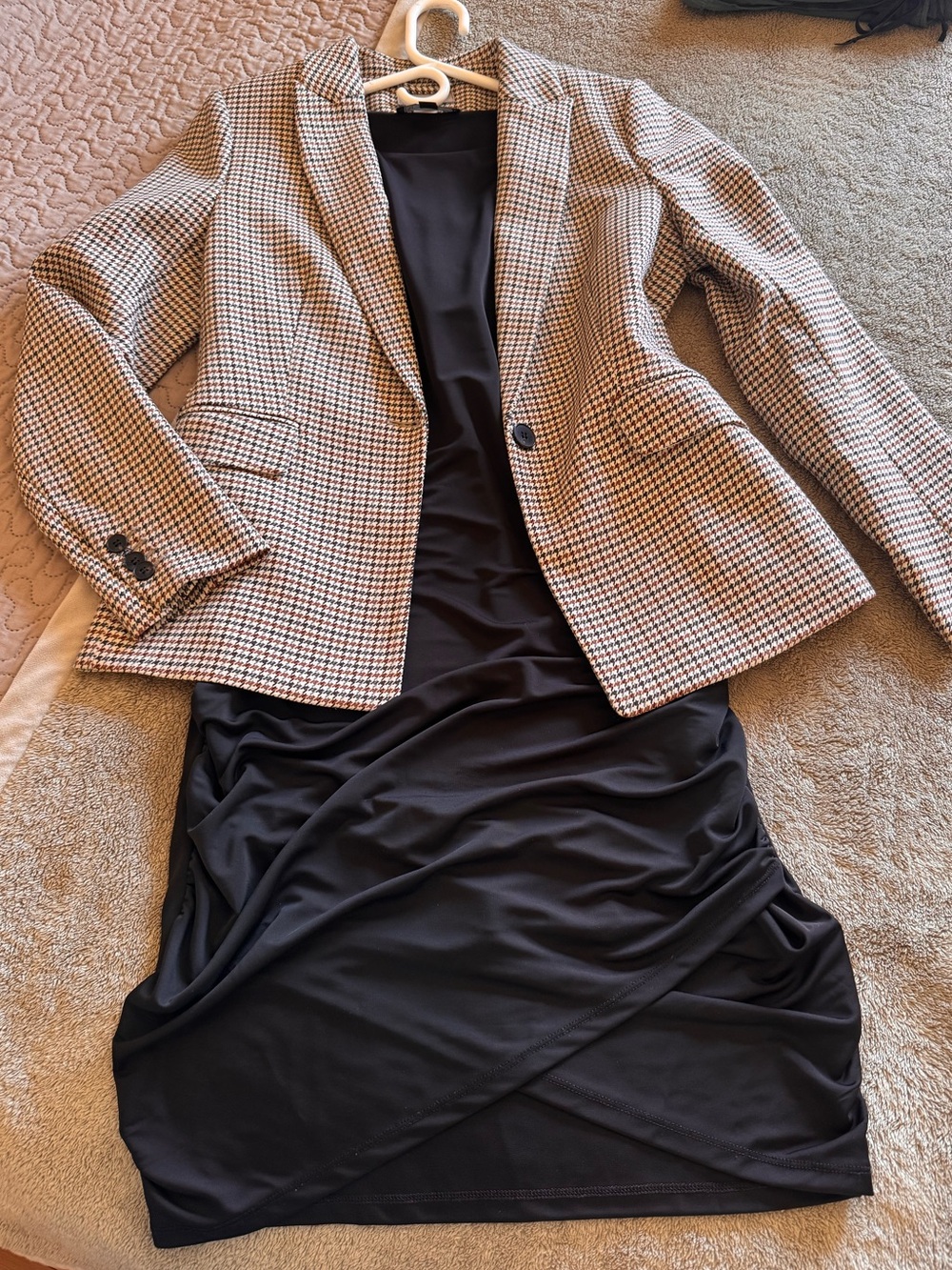 2 items H&M Checked Houndstooth Blazer - Women’s Taupe/Black, and black dress